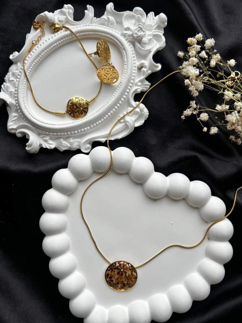 Kwiatowy zestaw ze stali chirurgicznej z cyrkoniami