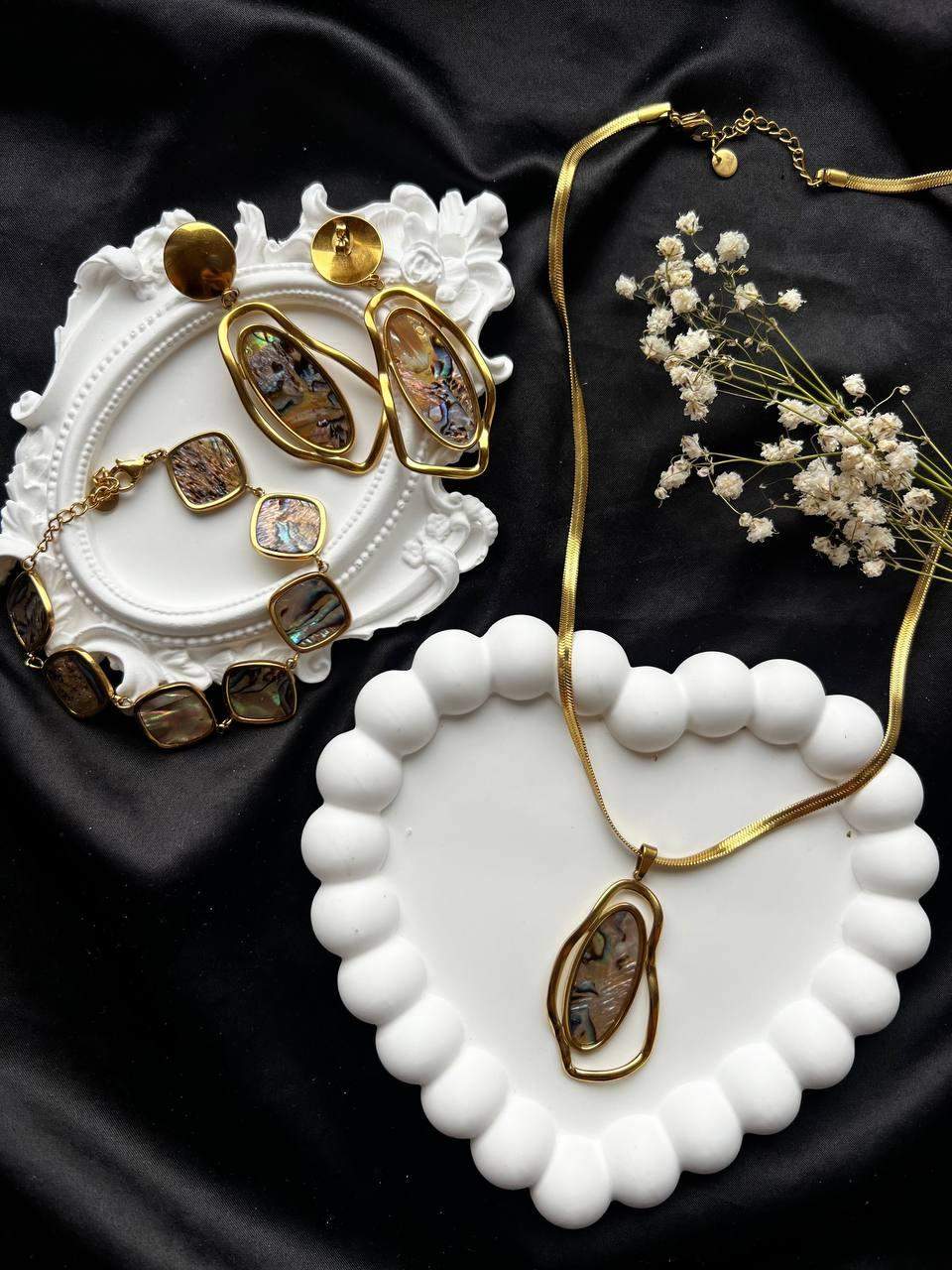 Komplet ze stali w stylu boho