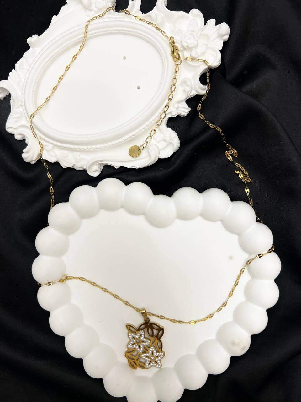 Naszyjnik ze stali „Kwiatowa Aura”