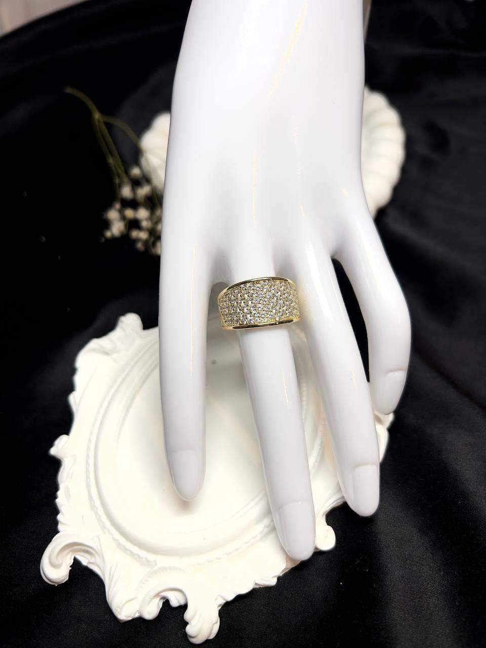 Pierścionek ze stali regulowany z cyrkoniami „Subtelny Blask”