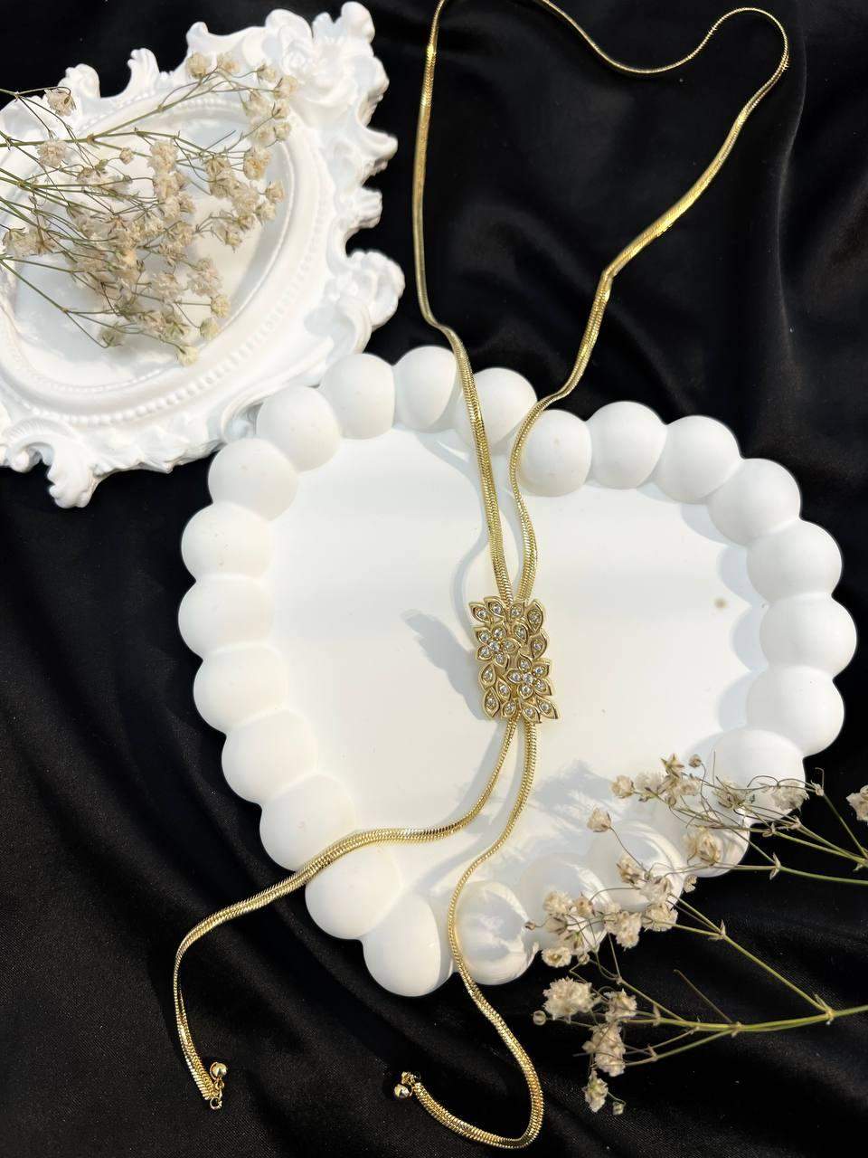 Naszyjnik ze stali „Piękny Wzór ze Ściągaczem”