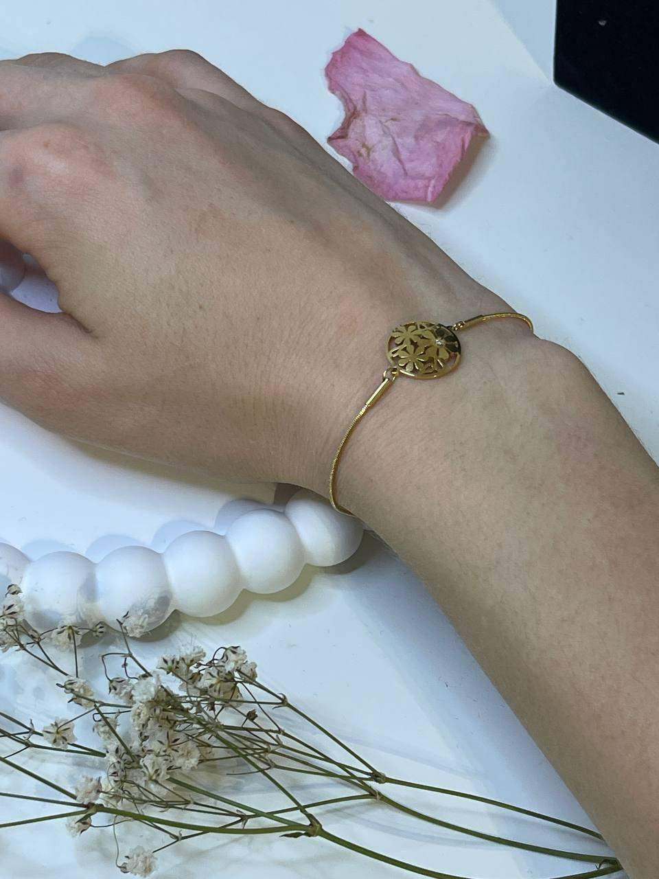 Bransoletka ze stali „Koło Kwiatowe”